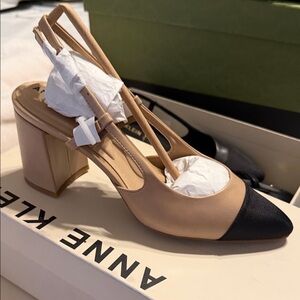 Anne Klein Tan and Black Slingback Heels